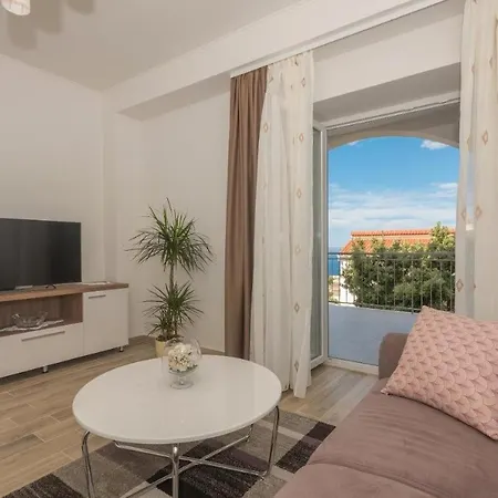 Apartment With A Parking Space - 23020